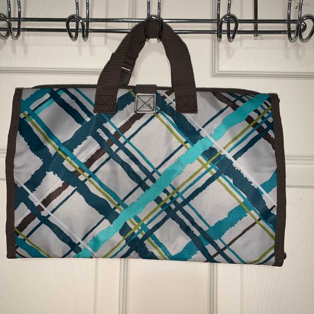 Thirty one storage organizer